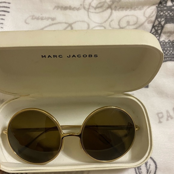 Marc Jacobs Sunglasses - Picture 3 of 4